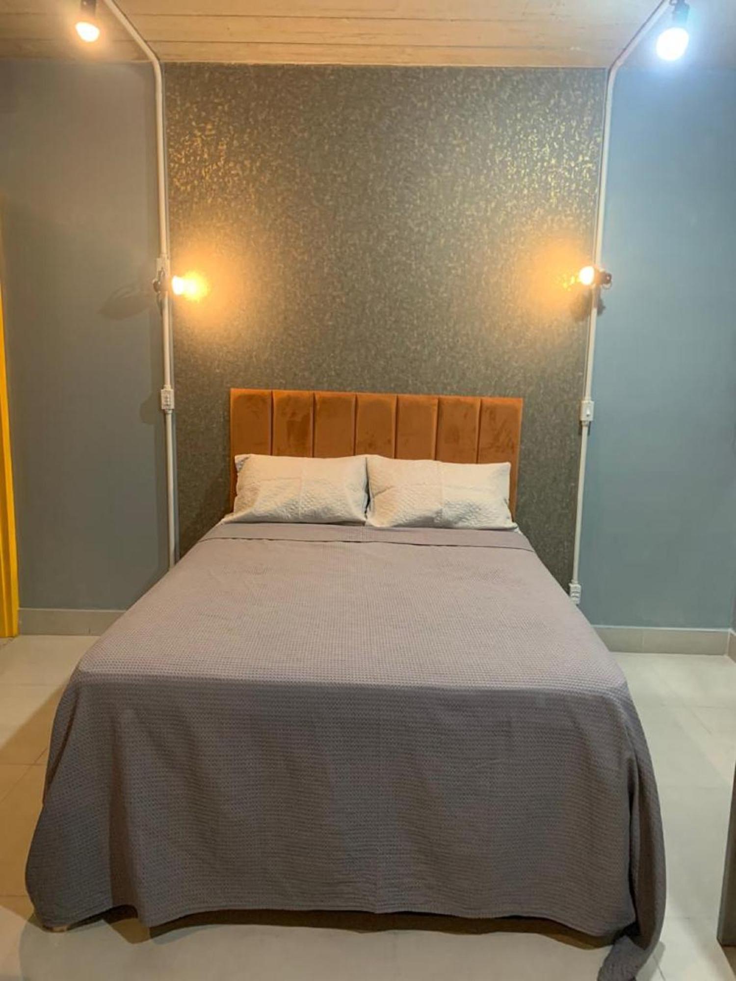 Apartamento Bras, Ar, Feirinha Da Madrugada, Expo Center Norte, Vaultier